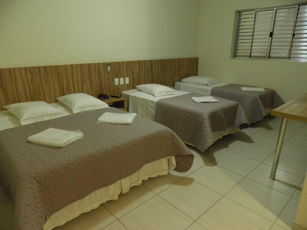 Hotel Talisma Rondonópolis Zimmer foto